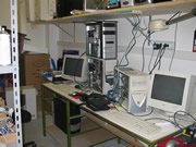 Reparto assemblaggio Hardware della sede Anet.